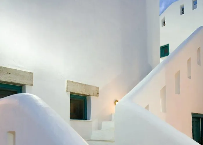 阿斯缇派莱里亚宫殿酒店 2*